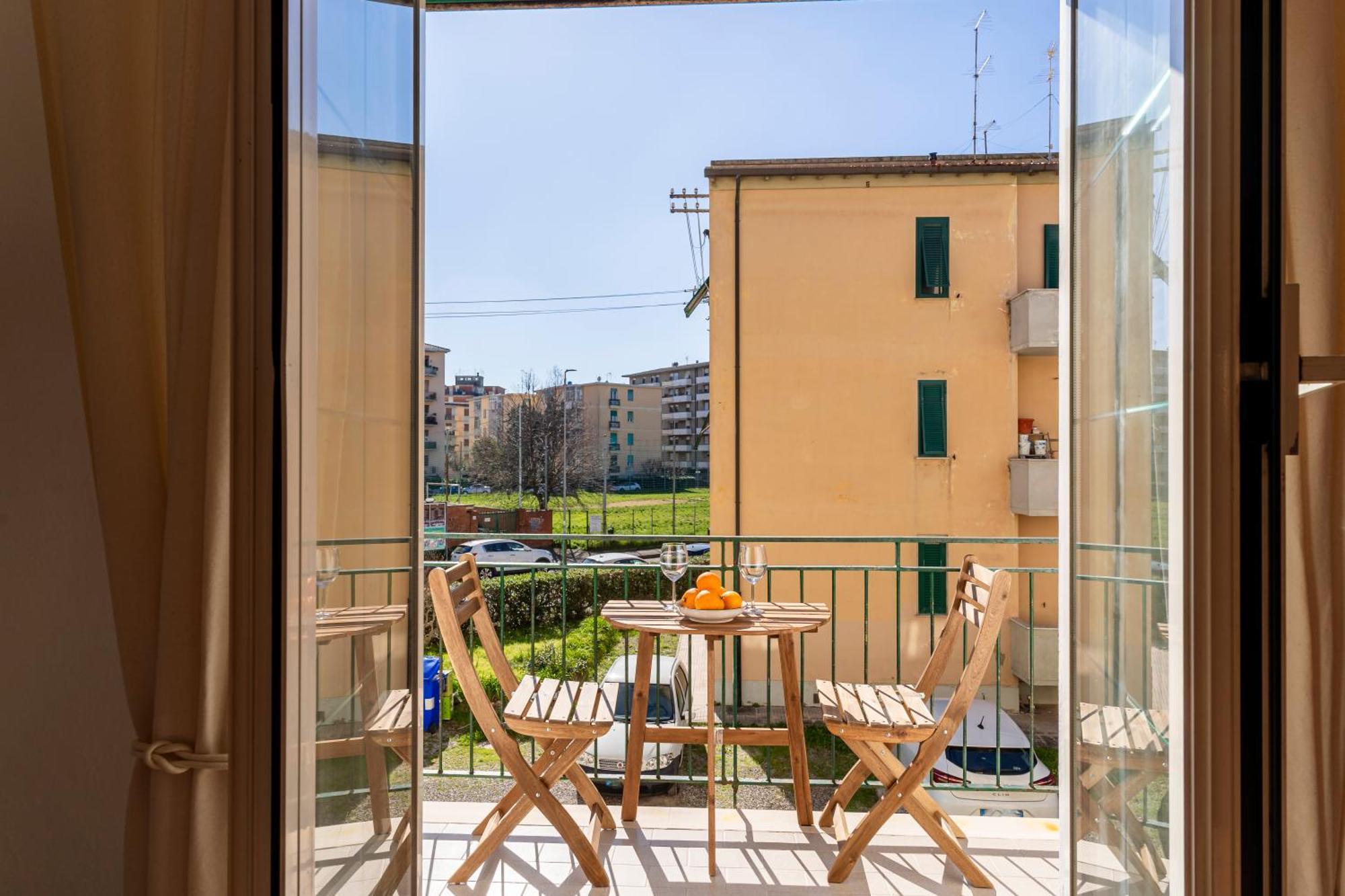 Hospital Riuniti - Lovely Apartment With Parking! Livorno Exterior photo